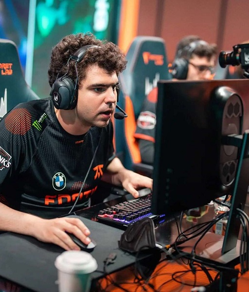 Reddit: Bwipo Girlfriend Drama- Who Is @adorablecarry? Break Up Rumors