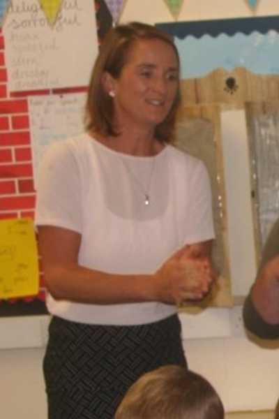 Watch Sarah Moulds Facebook Video: Husband Wikipedia & Instagram